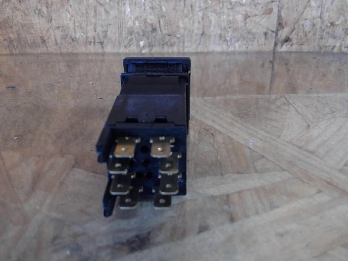 Bouton de warning CITROEN XANTIA PHASE 1 Essence - 1