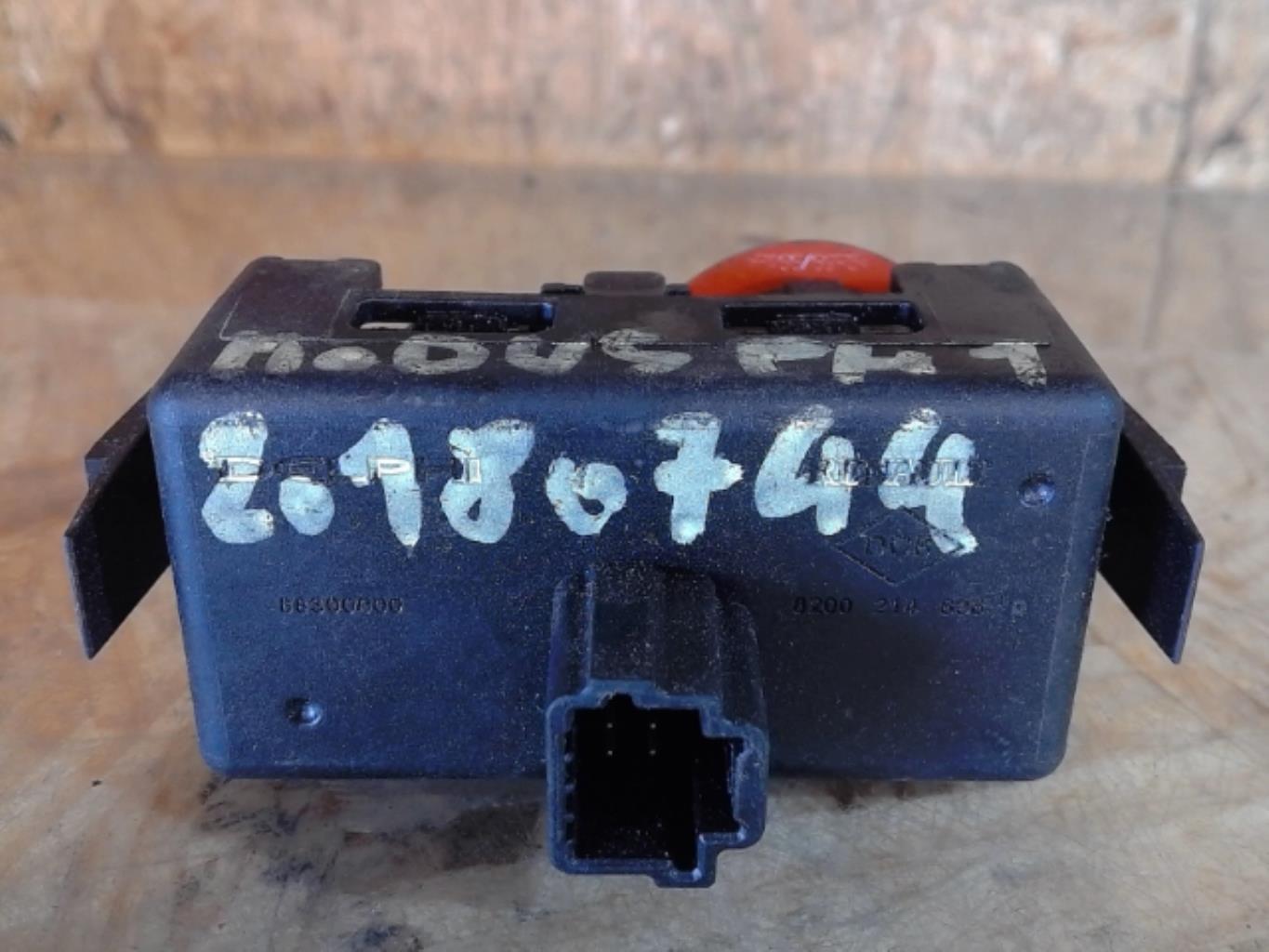 Bouton de warning RENAULT MODUS PHASE 1 Diesel - 1