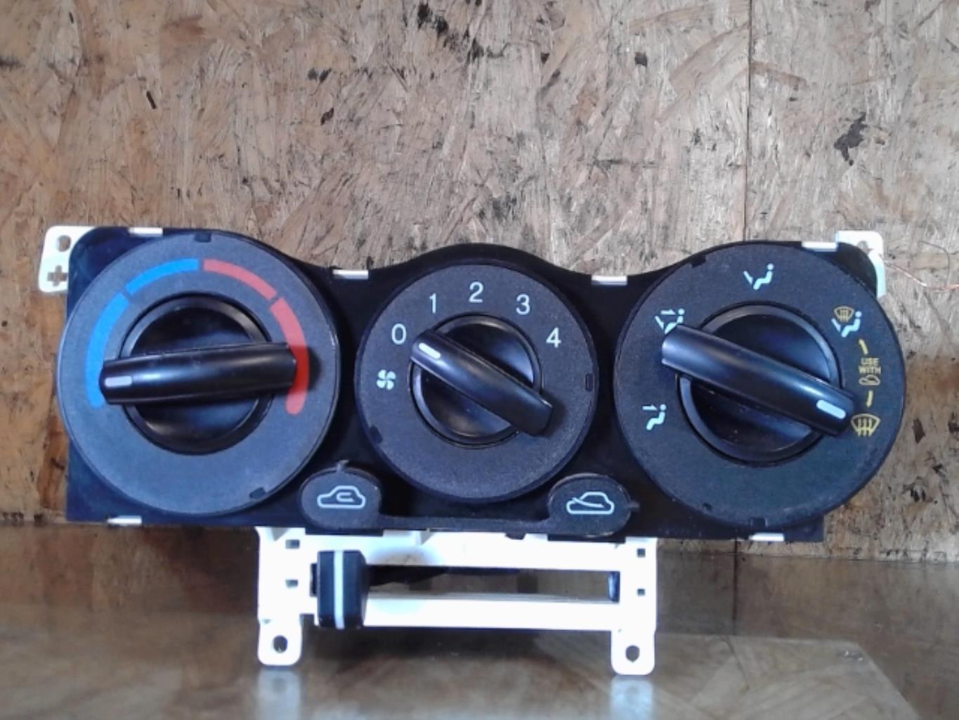 Commande chauffage HYUNDAI GETZ PHASE 1 Diesel - 1