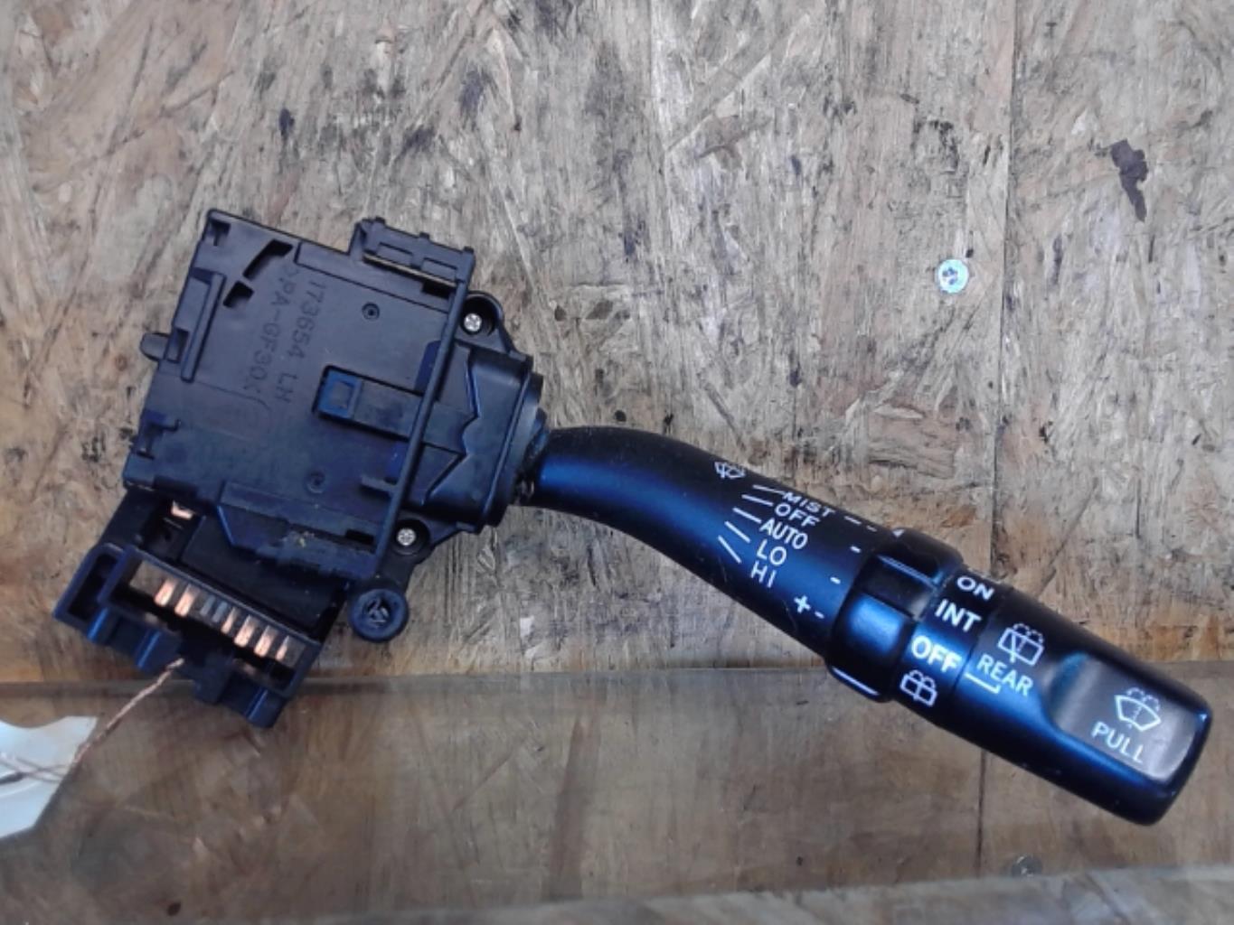 Commodo d'essuie glaces TOYOTA COROLLA VERSO 2 PHASE 1 Diesel - 1