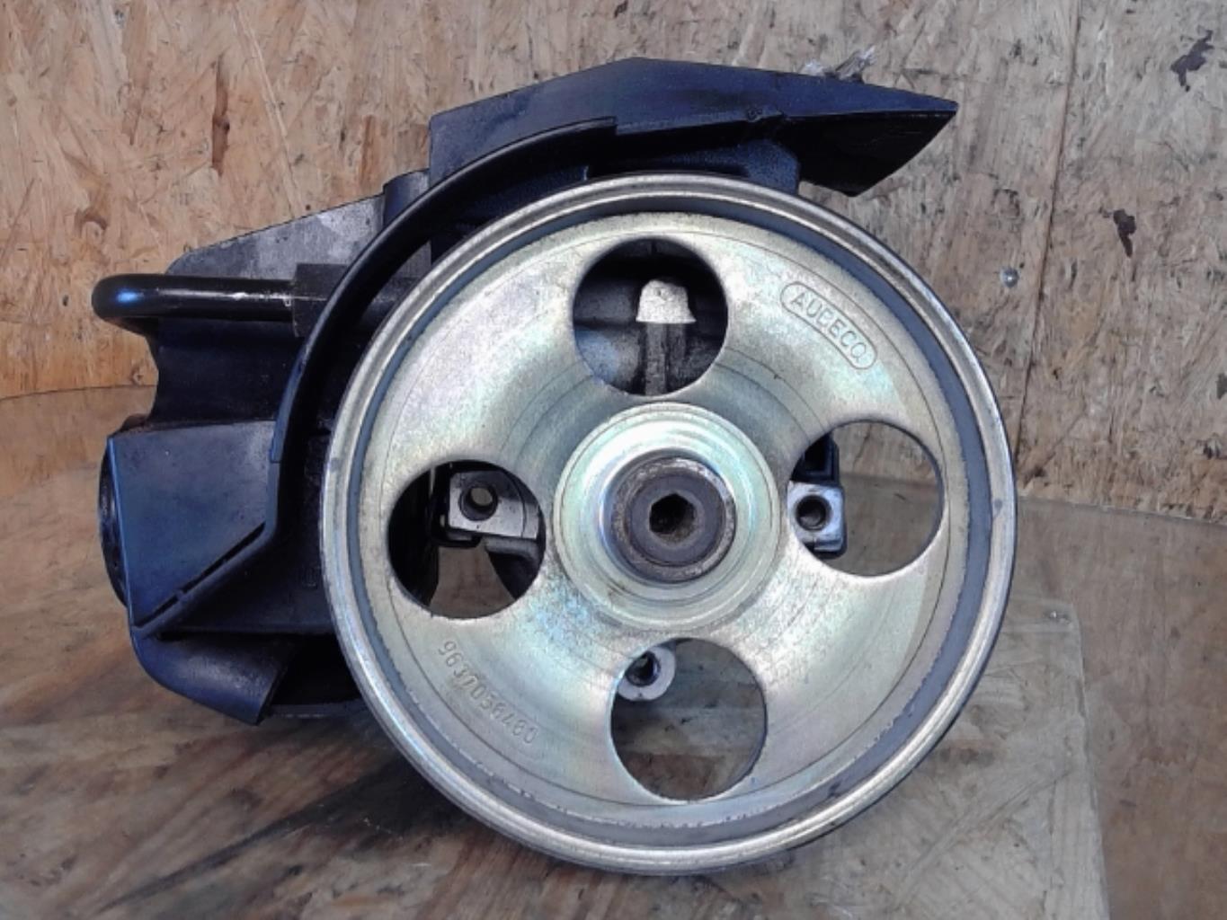Pompe de direction PEUGEOT 206 PHASE 1 Essence - 1