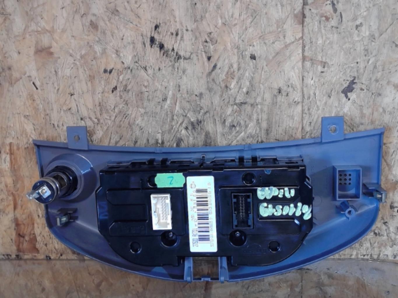 Commande chauffage NISSAN MICRA 3 PHASE 1 Essence - 1