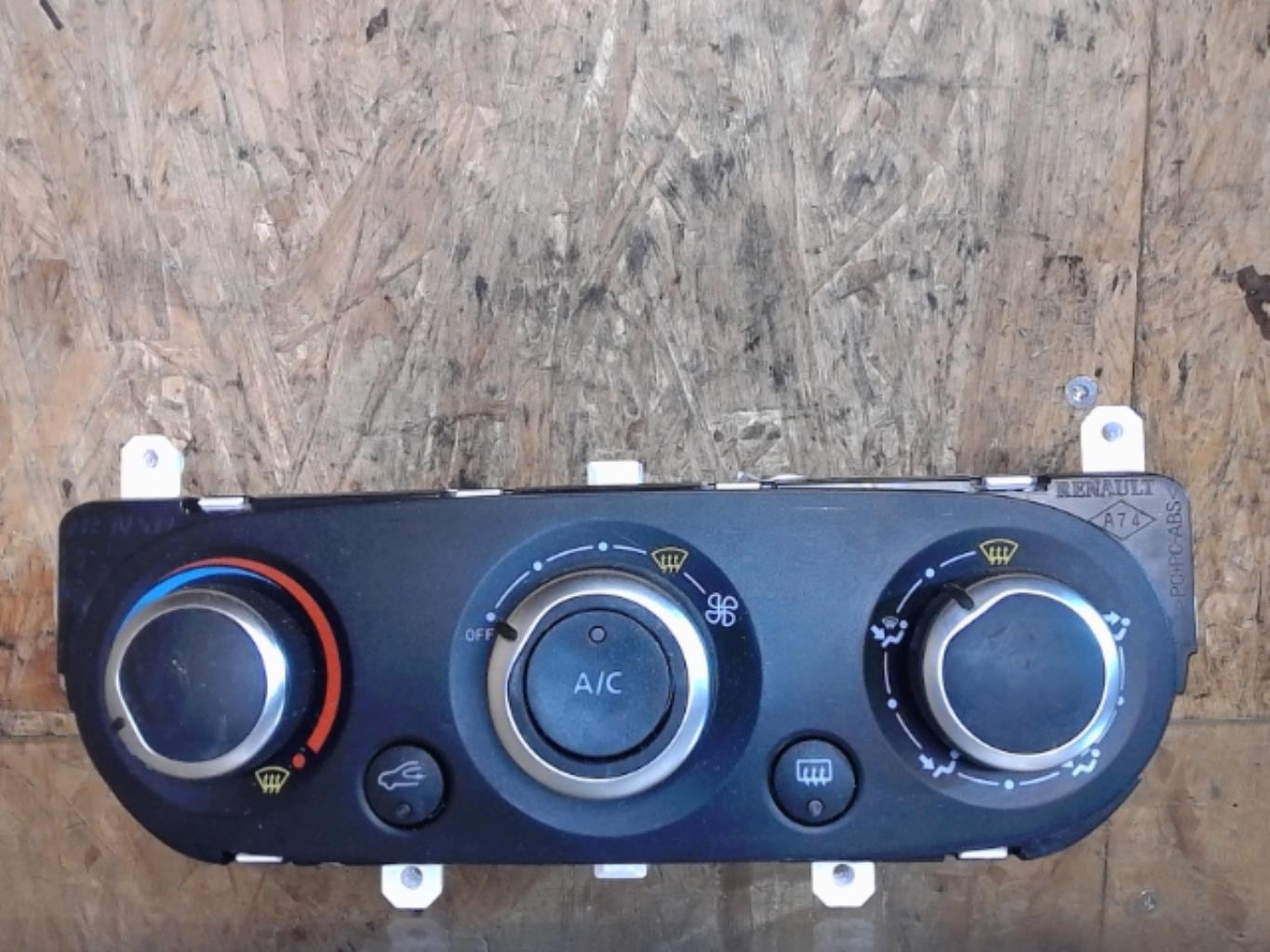 Commande chauffage RENAULT CLIO 4 PHASE 2 Diesel - 1
