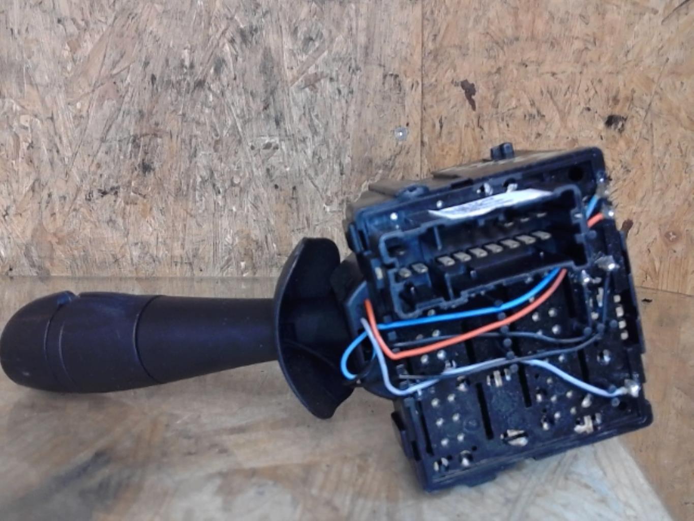 Commodo d'essuie glaces RENAULT CLIO 4 PHASE 2 Diesel - 1
