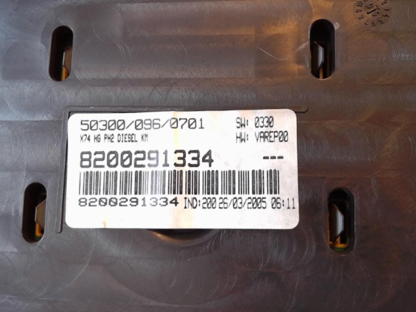 Compteur RENAULT LAGUNA 2 PHASE 2 BREAK Diesel - 1
