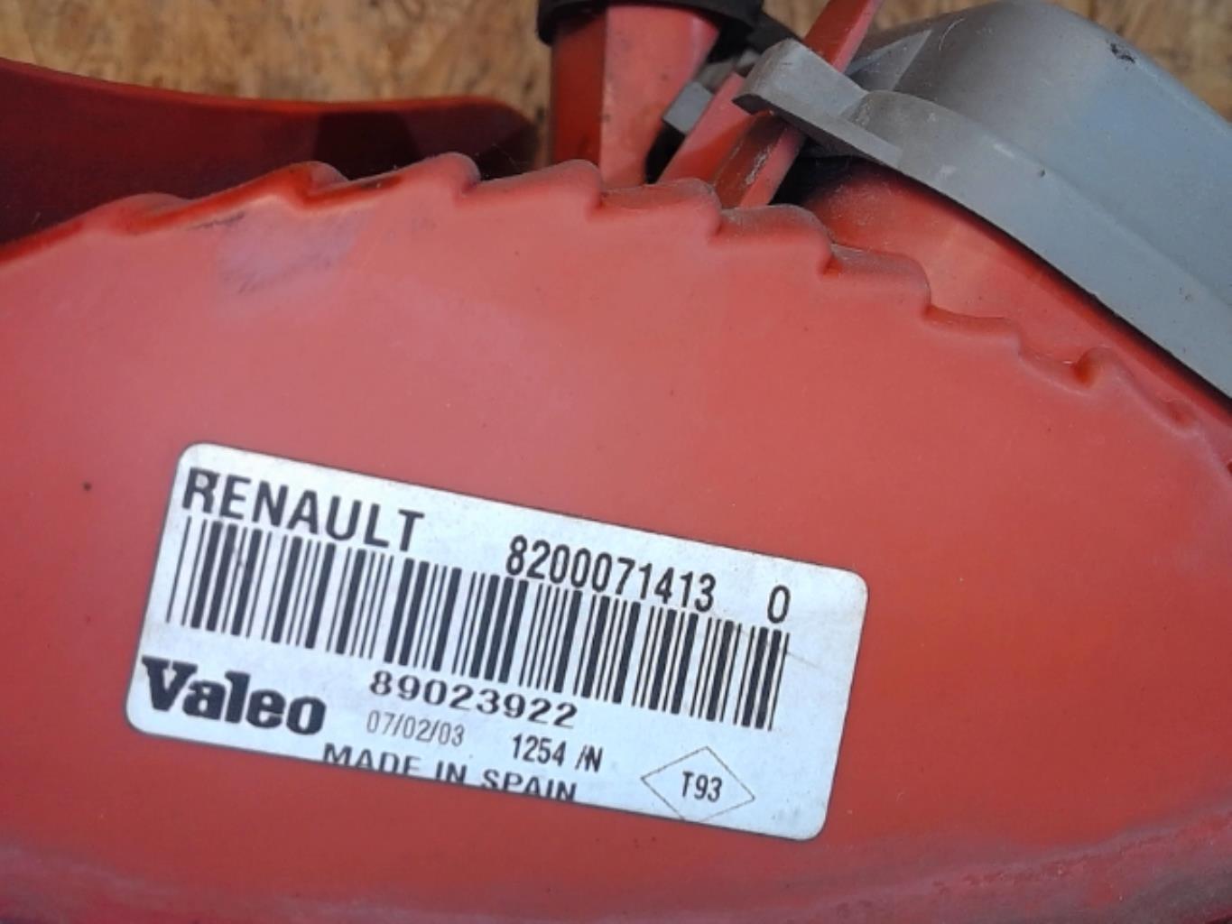 Feu arriere principal gauche (feux) RENAULT CLIO 2 PHASE 2 Diesel - 1