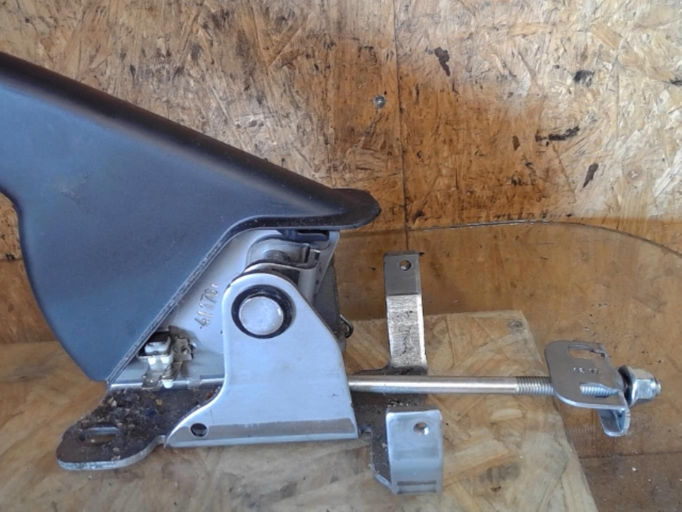 Levier frein à main RENAULT CLIO 4 PHASE 2 Diesel - 1