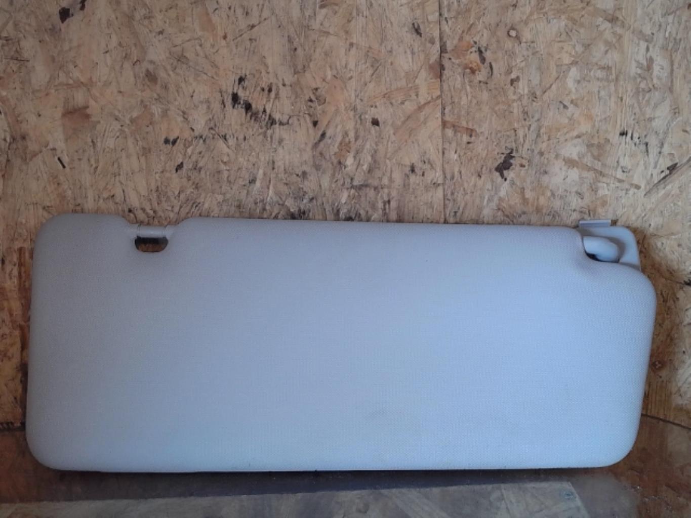 Pare soleil gauche RENAULT CLIO 4 PHASE 2 Diesel - 1