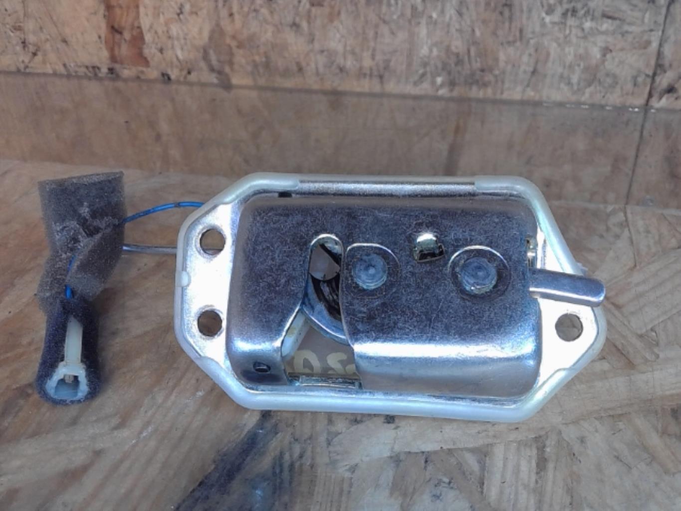 Serrure de coffre CHEVROLET MATIZ 2 Essence - 1