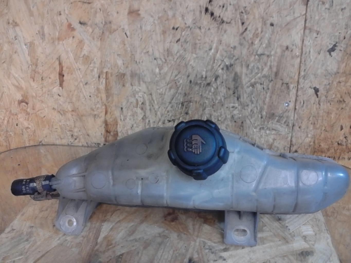 Vase d'expansion NISSAN MICRA 3 PHASE 1 Essence - 1