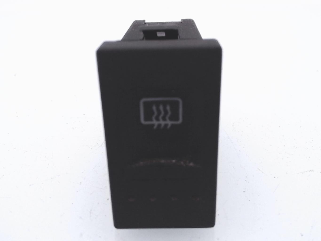 Commande degivrage lunette arriere VOLKSWAGEN POLO 3 PHASE 2 Diesel - 1