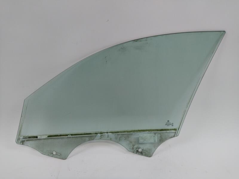 Vitre avant droit BMW SERIE 3 E90 PHASE 1 Diesel - 1