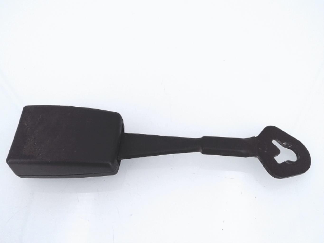 Attache ceinture avant gauche AUDI A4 2 AVANT PHASE 1 BREAK Diesel - 1