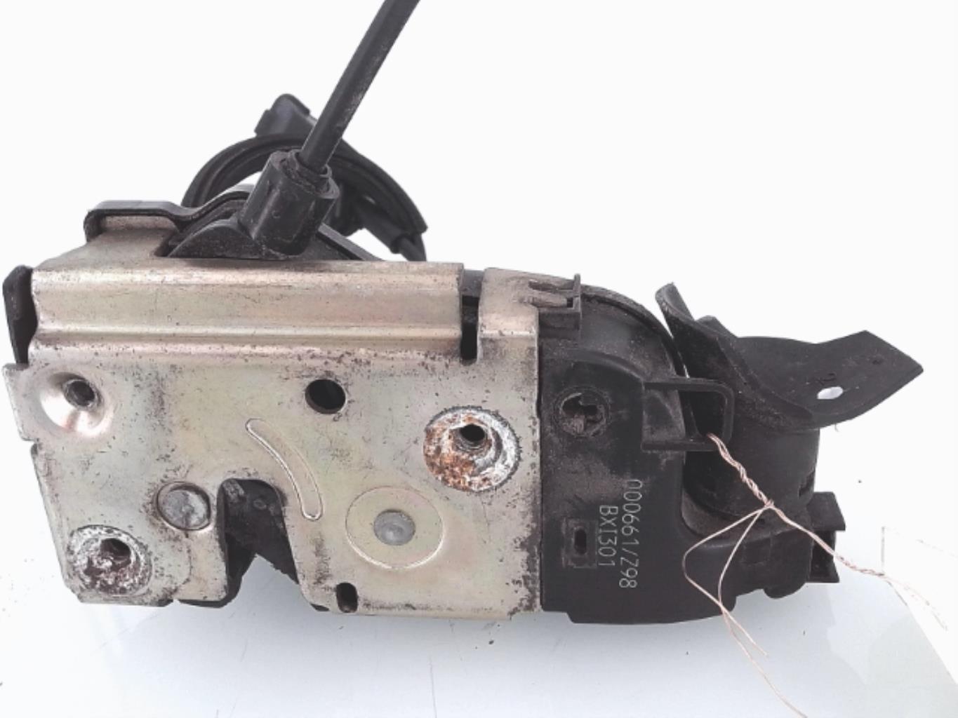 Serrure avant gauche RENAULT LAGUNA 2 PHASE 1 Diesel - 1