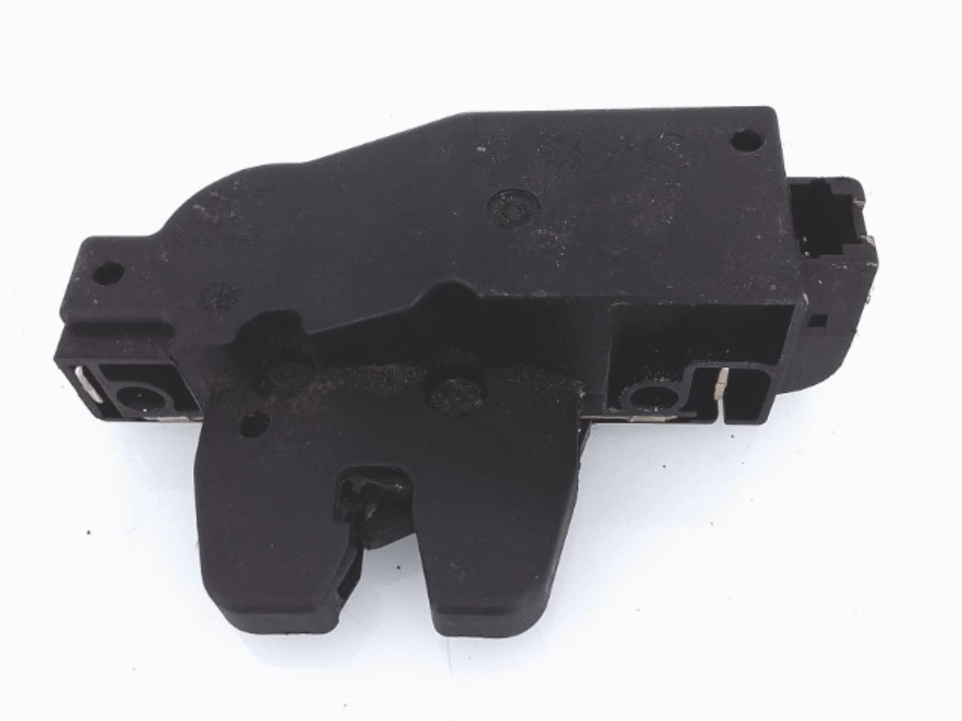 Serrure de hayon CITROEN C4 1 PHASE 1 Diesel - 1