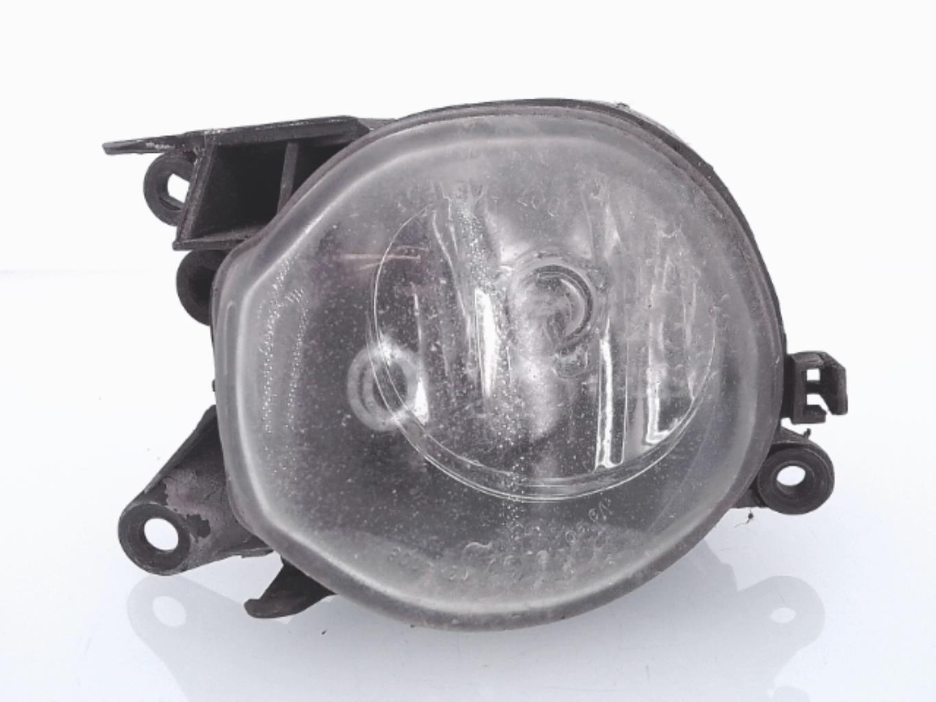 Anti brouillard droit (feux) AUDI A4 1 PHASE 2 Diesel - 1