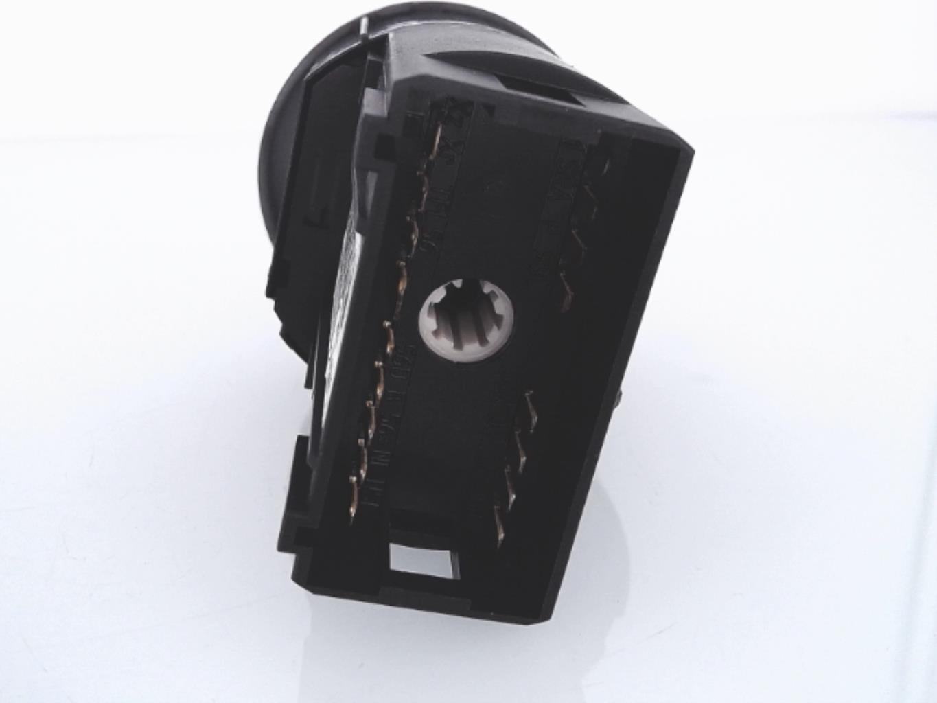 Commande de phare VOLKSWAGEN POLO 4 PHASE 2 Essence - 1
