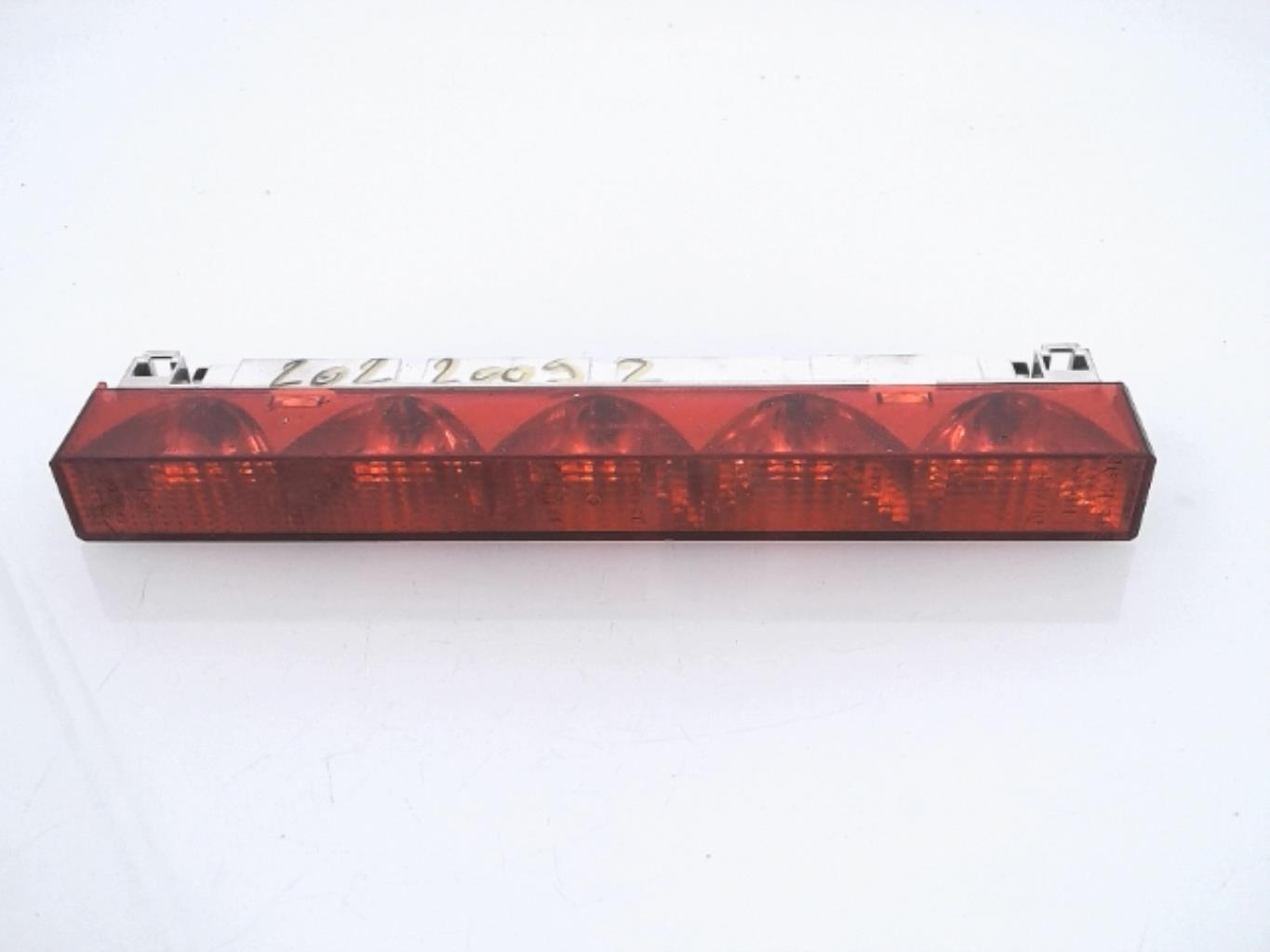 Feu arriere stop central FORD ESCORT 6 BREAK Diesel - 1