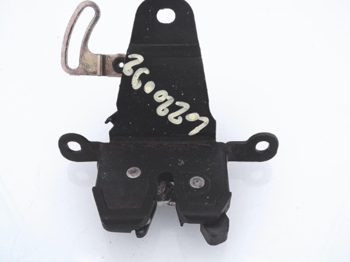Serrure de coffre FORD ESCORT 6 BREAK Diesel - 1