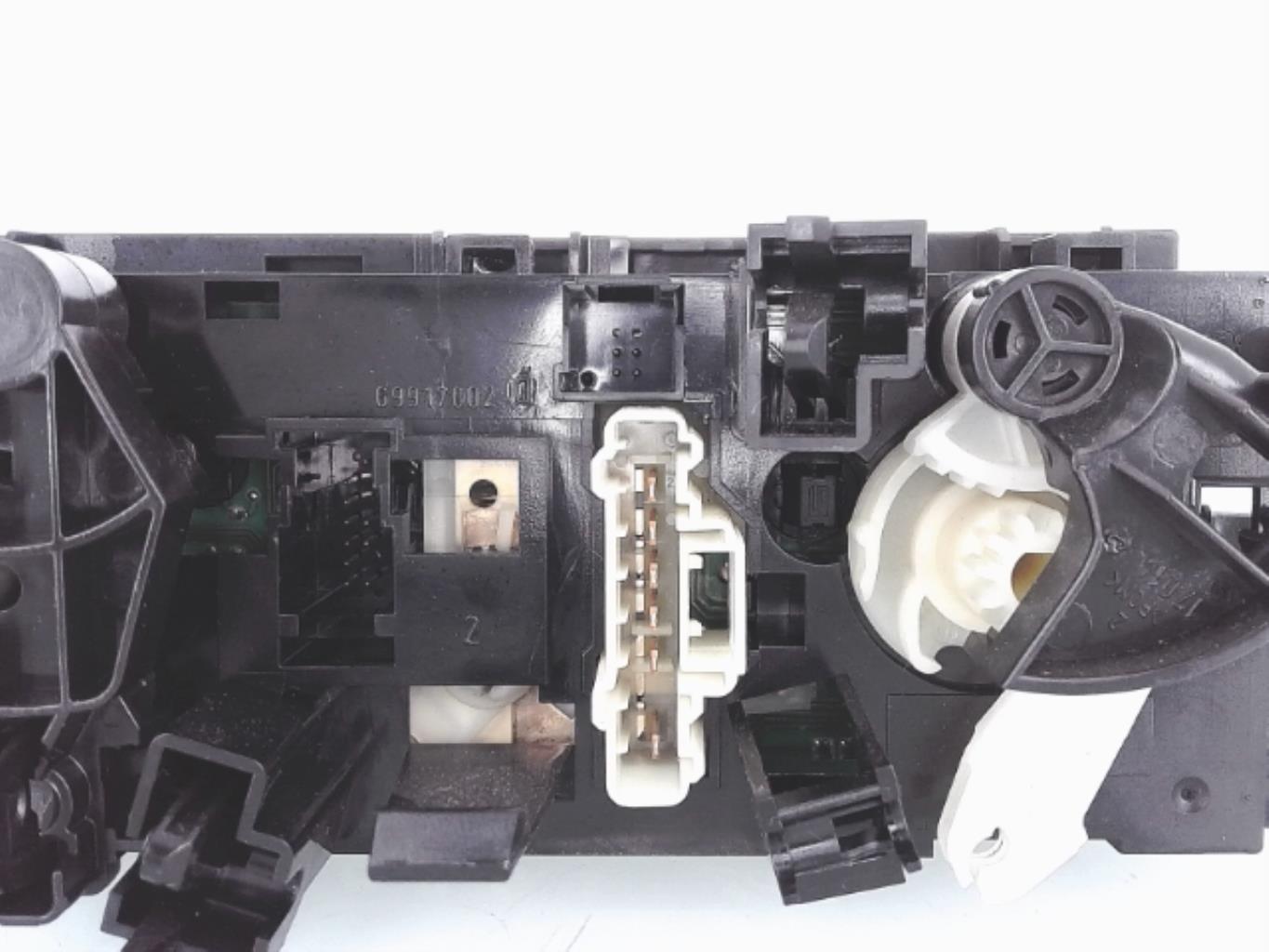 Commande chauffage PEUGEOT 207 PHASE 1 Diesel - 1