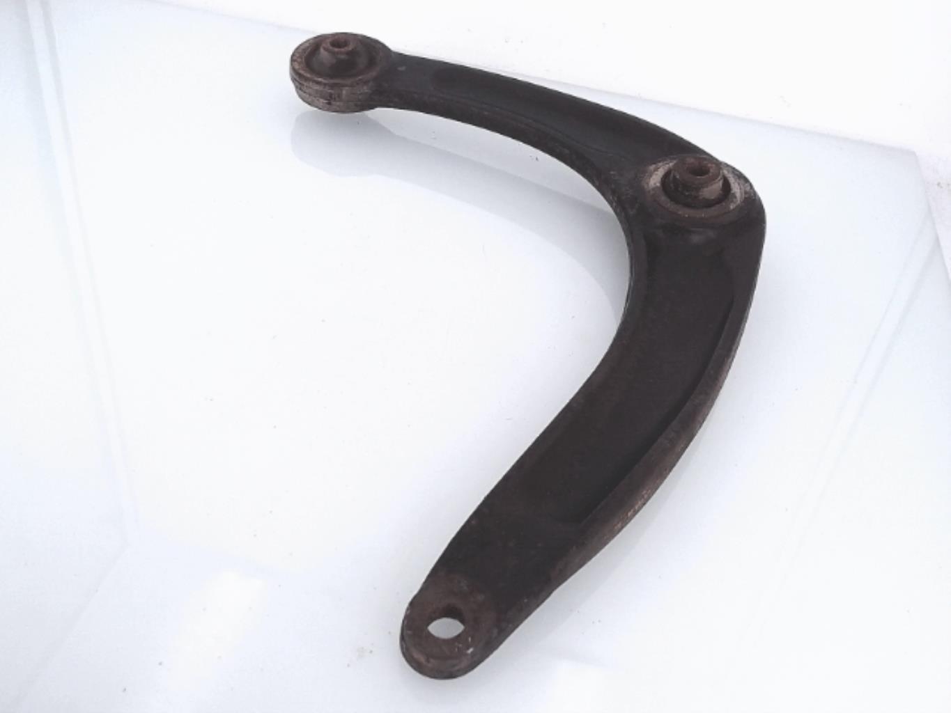 Triangle avant gauche CITROEN C4 1 PHASE 2 Diesel - 1