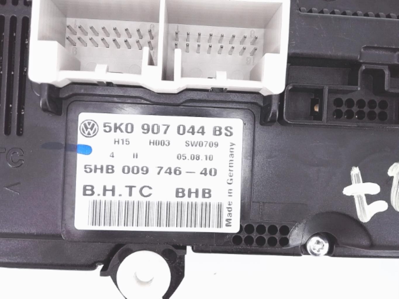Commande chauffage VOLKSWAGEN GOLF 6 Diesel - 1