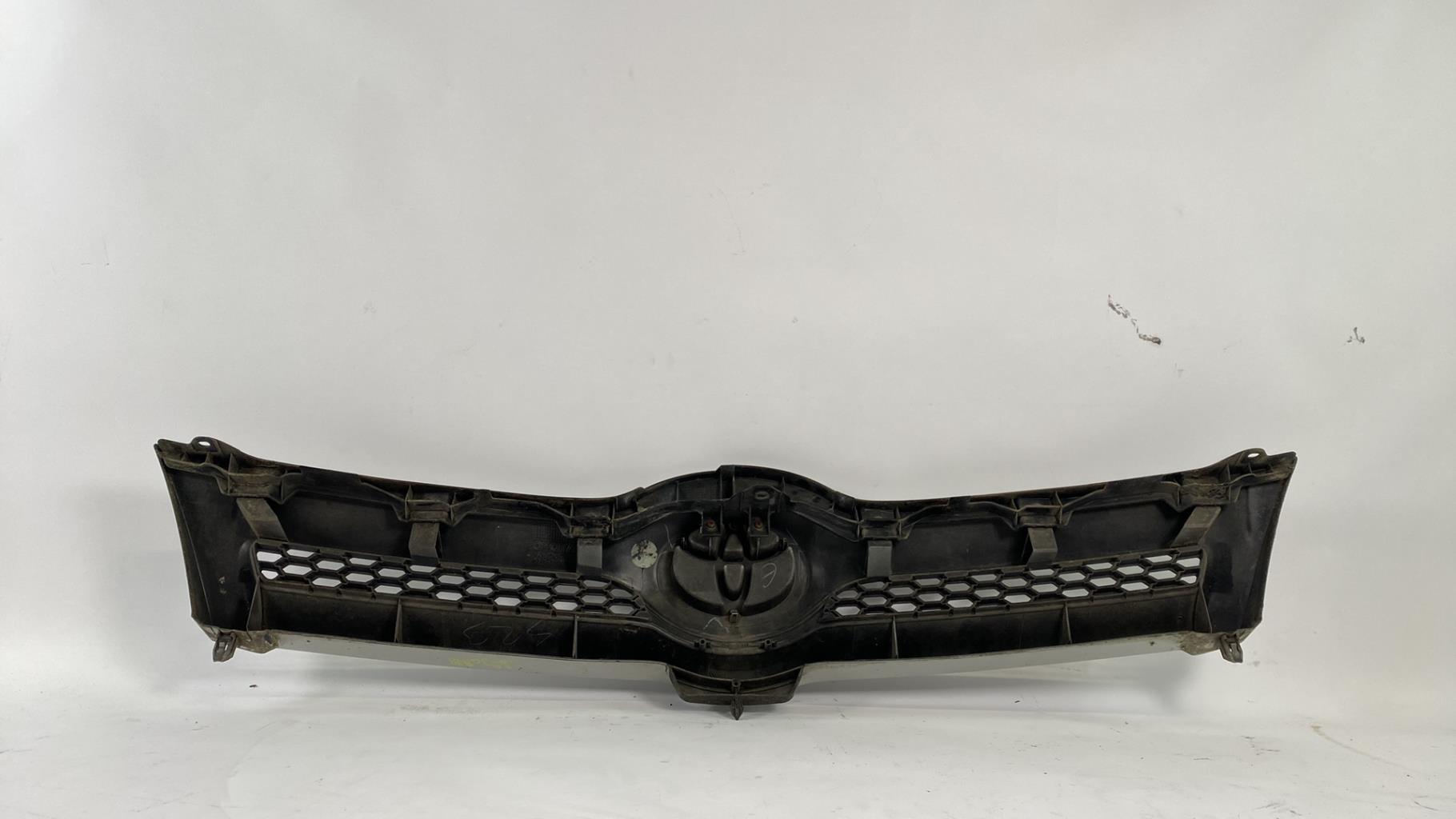 Calandre TOYOTA COROLLA VERSO 2 PHASE 1 Diesel - 1