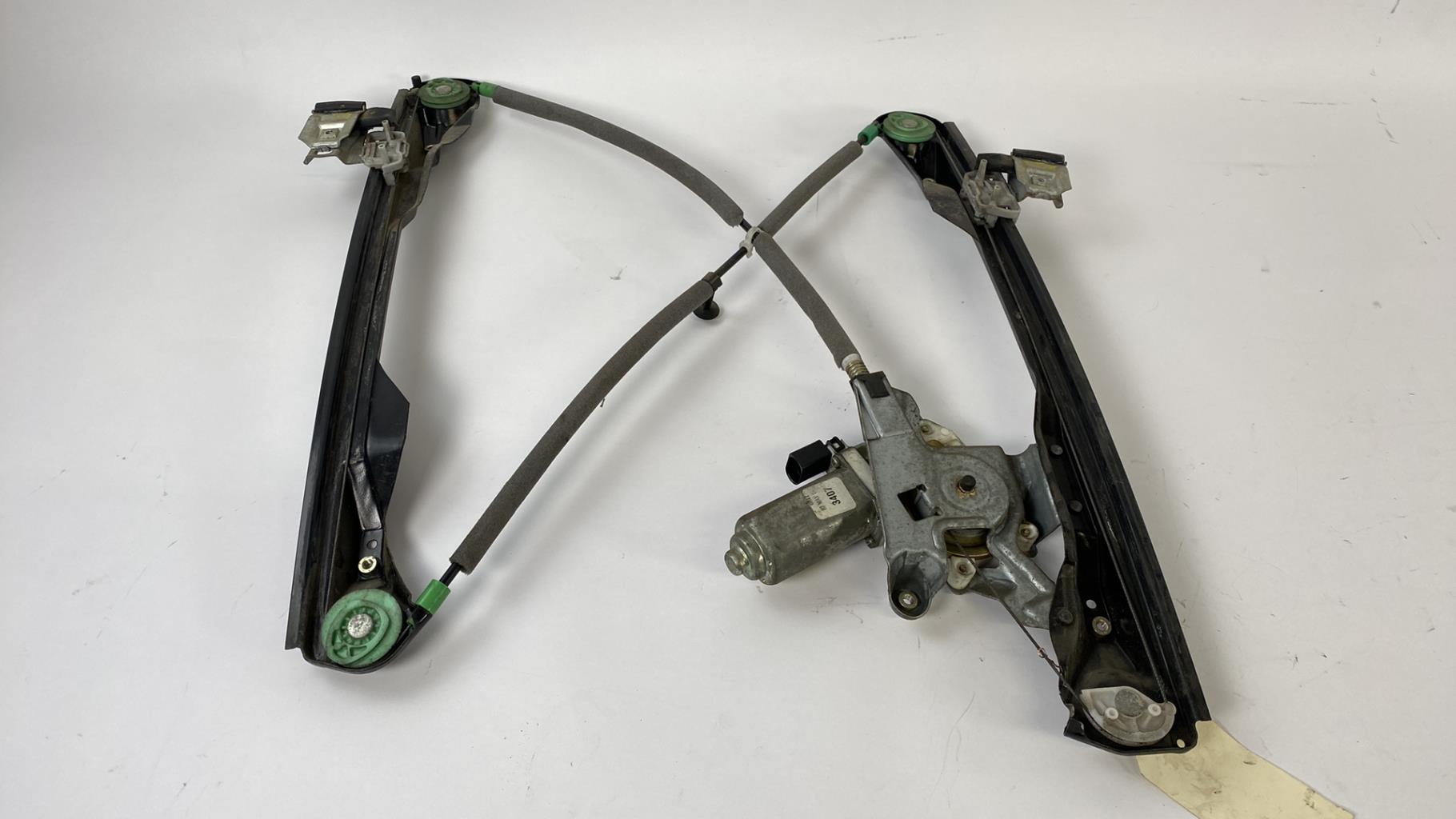Leve vitre electrique avant droit FORD FOCUS 1 BREAK Diesel - 1