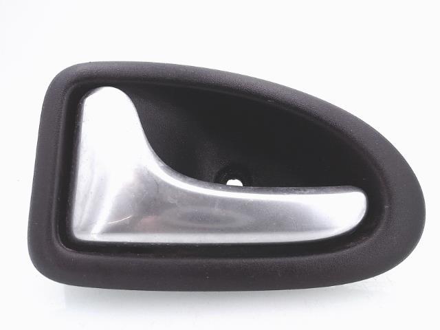 Poignee interieur avant gauche RENAULT CLIO 2 PHASE 2 Diesel - 1