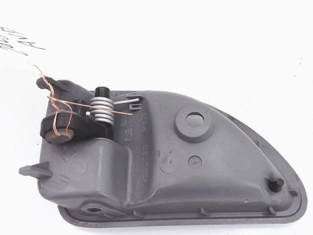 Poignee interieur avant droit RENAULT TWINGO 1 PHASE 3 Essence - 1