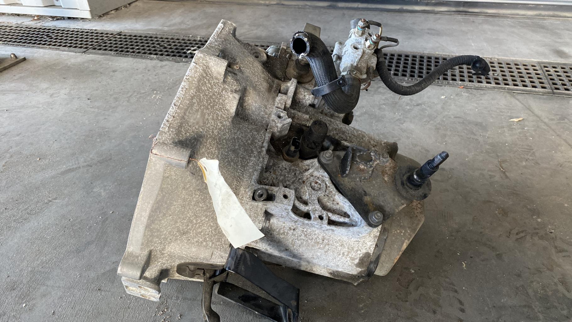 Boite de vitesses PEUGEOT 206+ Diesel - 1