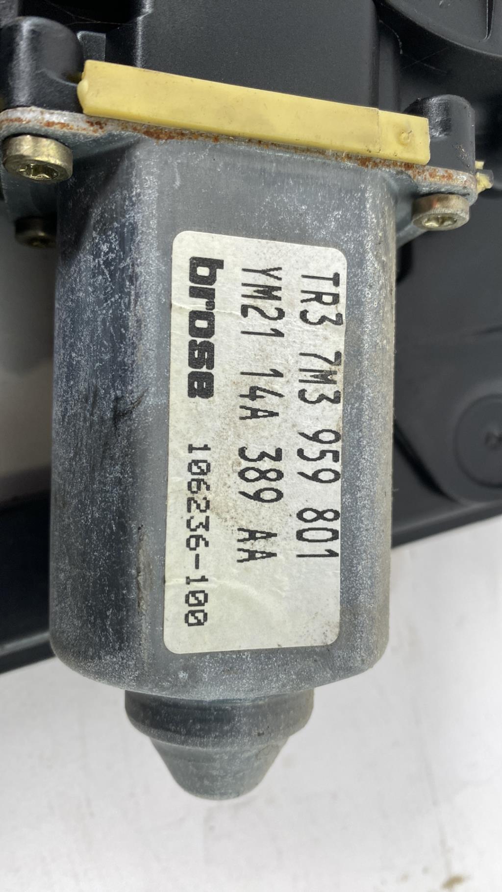 Leve vitre electrique avant gauche FORD GALAXY 1 PHASE 2  - 1