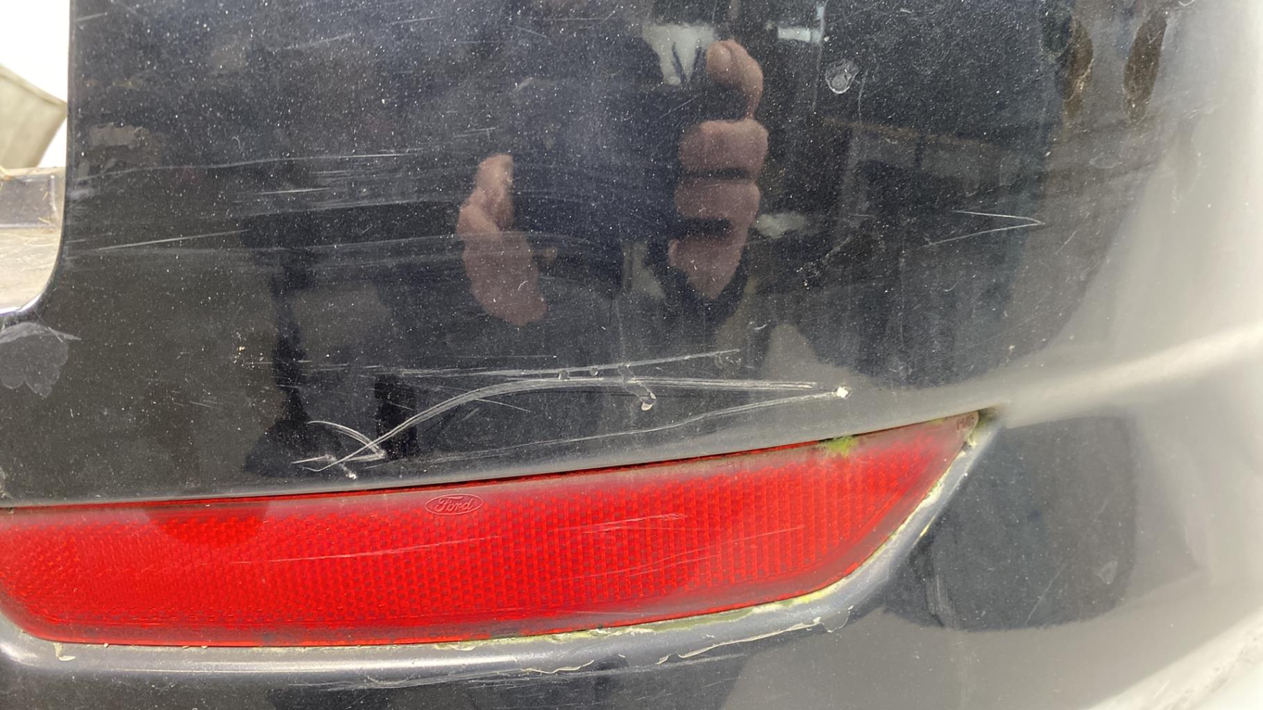 Pare choc arriere FORD MONDEO 3 PHASE 1 BREAK  - 1