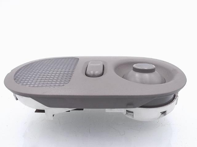 Eclairage de plafonnier RENAULT CLIO 2 PHASE 2 Essence - 1