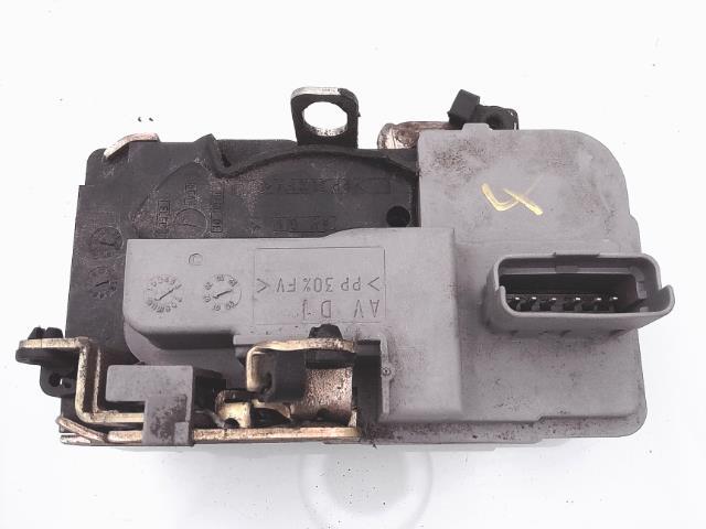 Serrure avant droit PEUGEOT 206 PHASE 1 BREAK Essence - 1