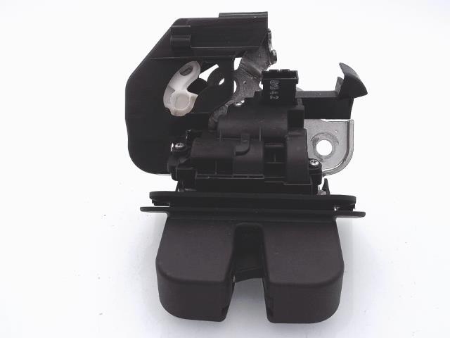 Serrure de coffre AUDI A3 2 SPORTBACK PHASE 2 Diesel - 1
