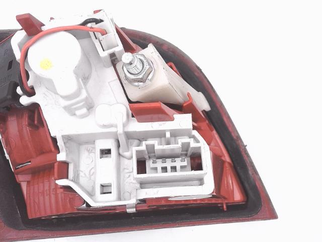 Feu arriere secondaire droit (feux) AUDI A3 2 SPORTBACK PHASE 2 Diesel - 1