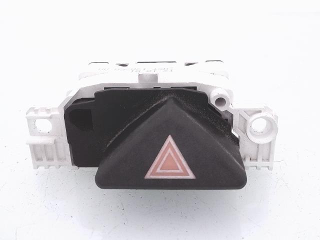 Bouton de warning FORD FOCUS 1 Essence - 1