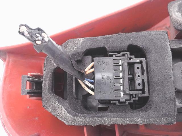 Feu arriere principal droit (feux) RENAULT CLIO 2 PHASE 1 Essence - 1