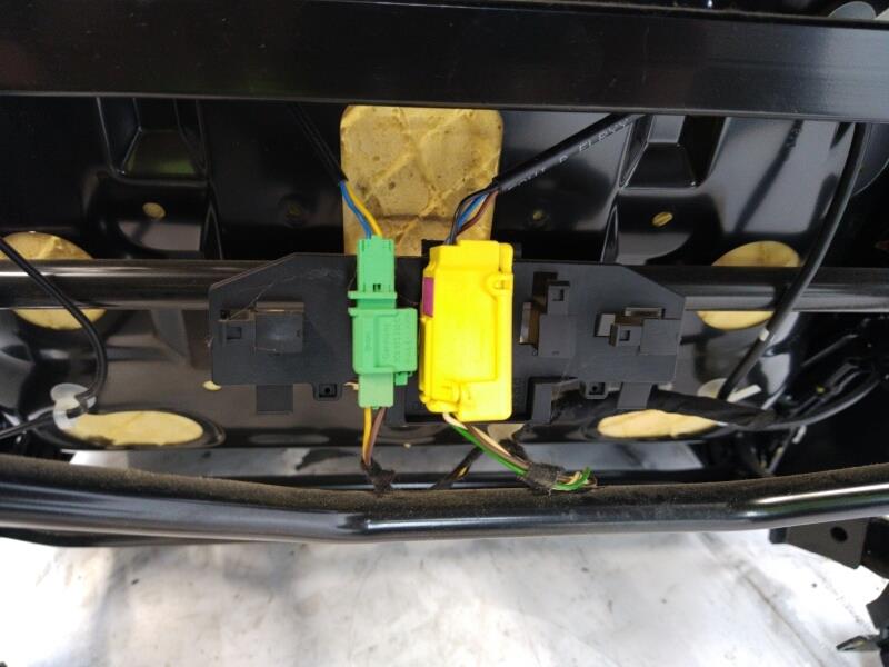 Siege avant gauche VOLKSWAGEN POLO 5 PHASE 1 Diesel - 1