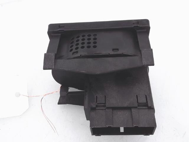 Commande de phare FORD FIESTA 5 PHASE 2 Diesel - 1