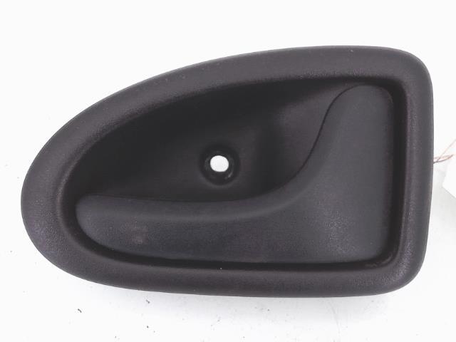 Poignee interieur avant droit RENAULT CLIO 2 PHASE 1 Diesel - 1