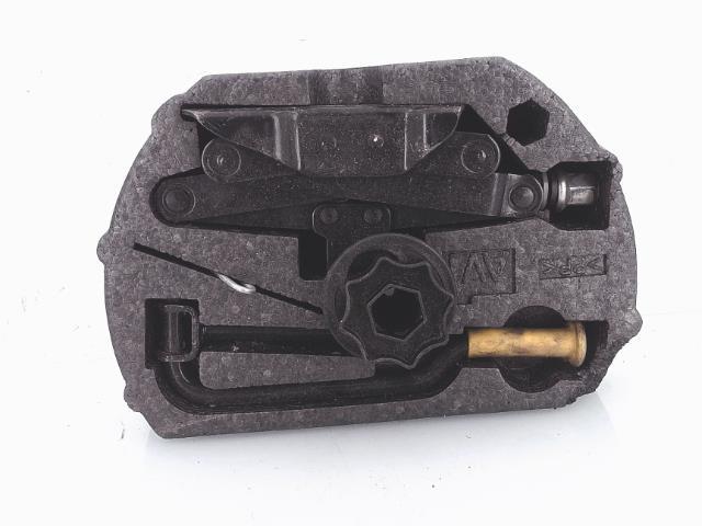 Cric (Ensemble depannage) RENAULT SCENIC 1 PHASE 1 Diesel - 1