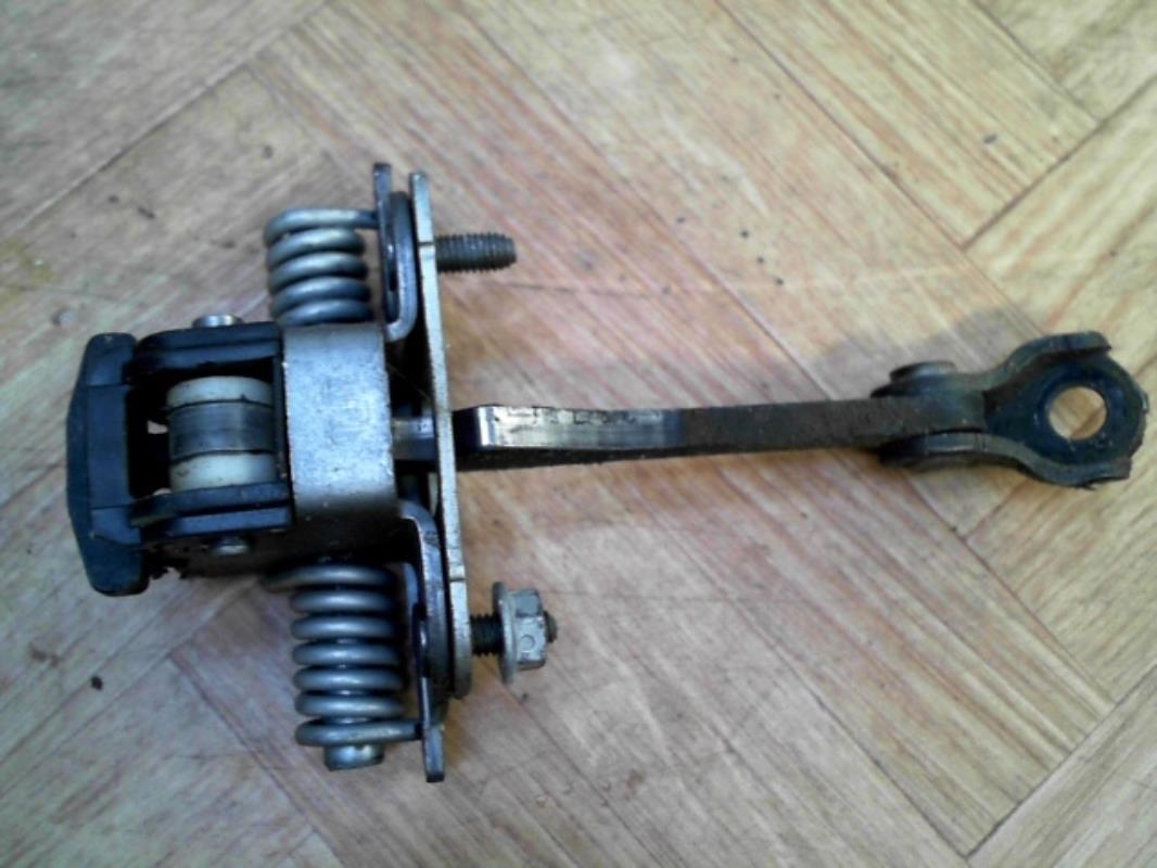 Arresto portiera anteriore destra PEUGEOT PARTNER 2 PHASE 2 Diésel - 1