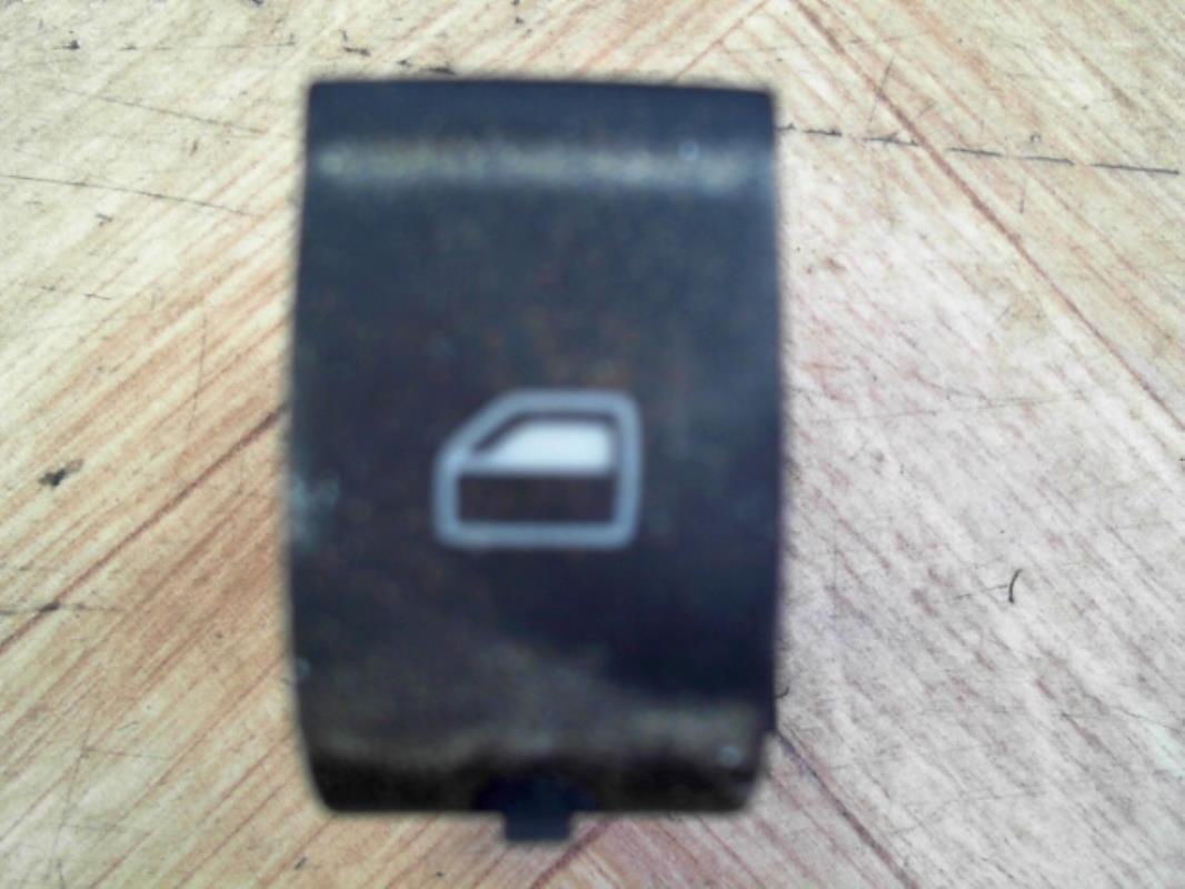 Interruttore lavacristalli posteriore destro AUDI A4 2 RS4 PHASE 2  - 1