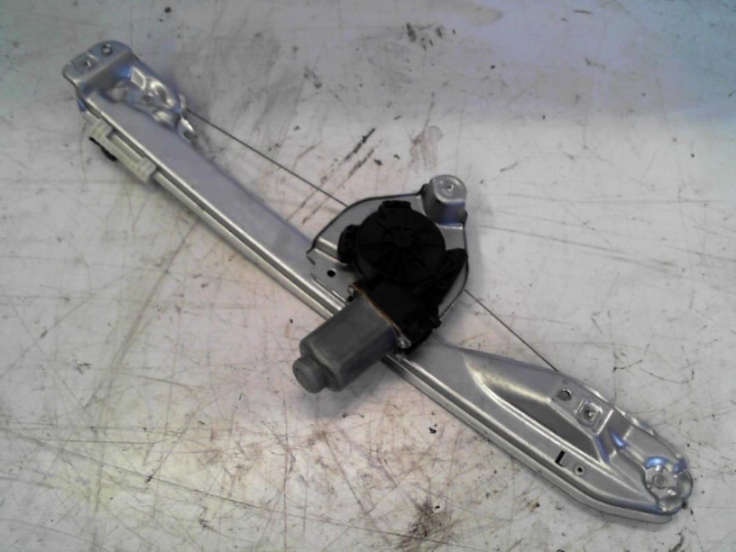 Alzacristalli elettrico posteriore sinistro RENAULT CLIO 3 PHASE 2 BREAK Diésel - 1