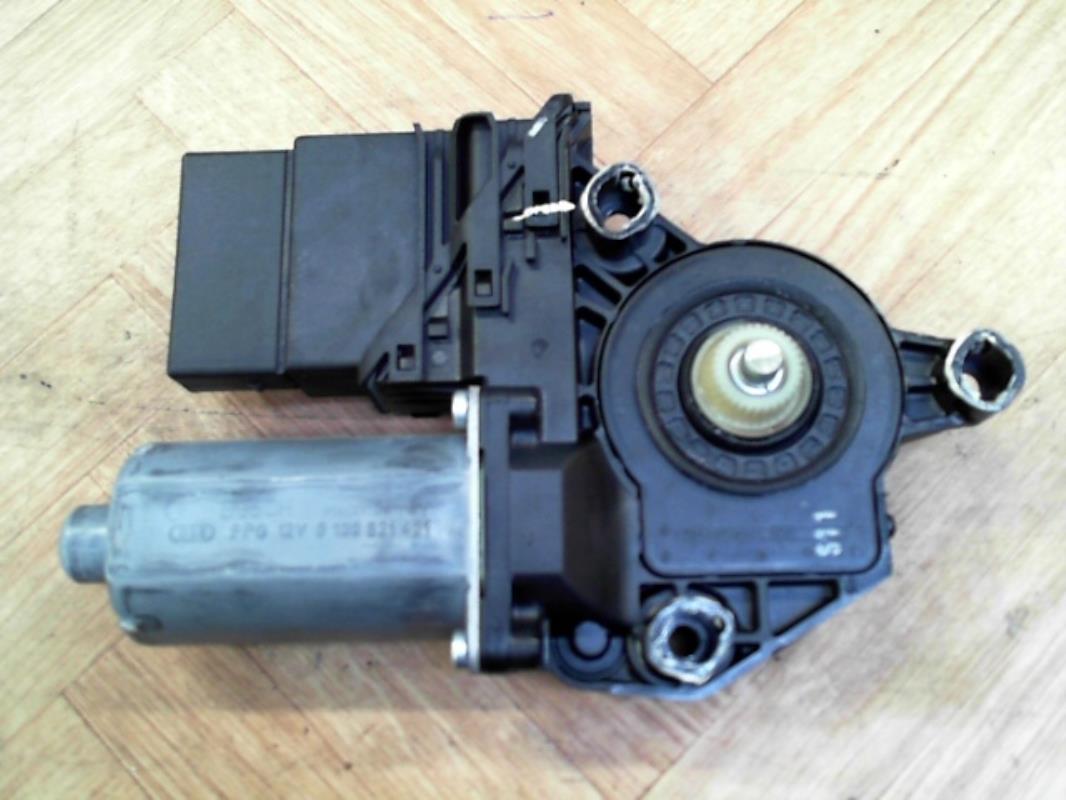 Motore alzacristalli posteriore sinistro VOLKSWAGEN GOLF PLUS PHASE 1 Diésel - 1