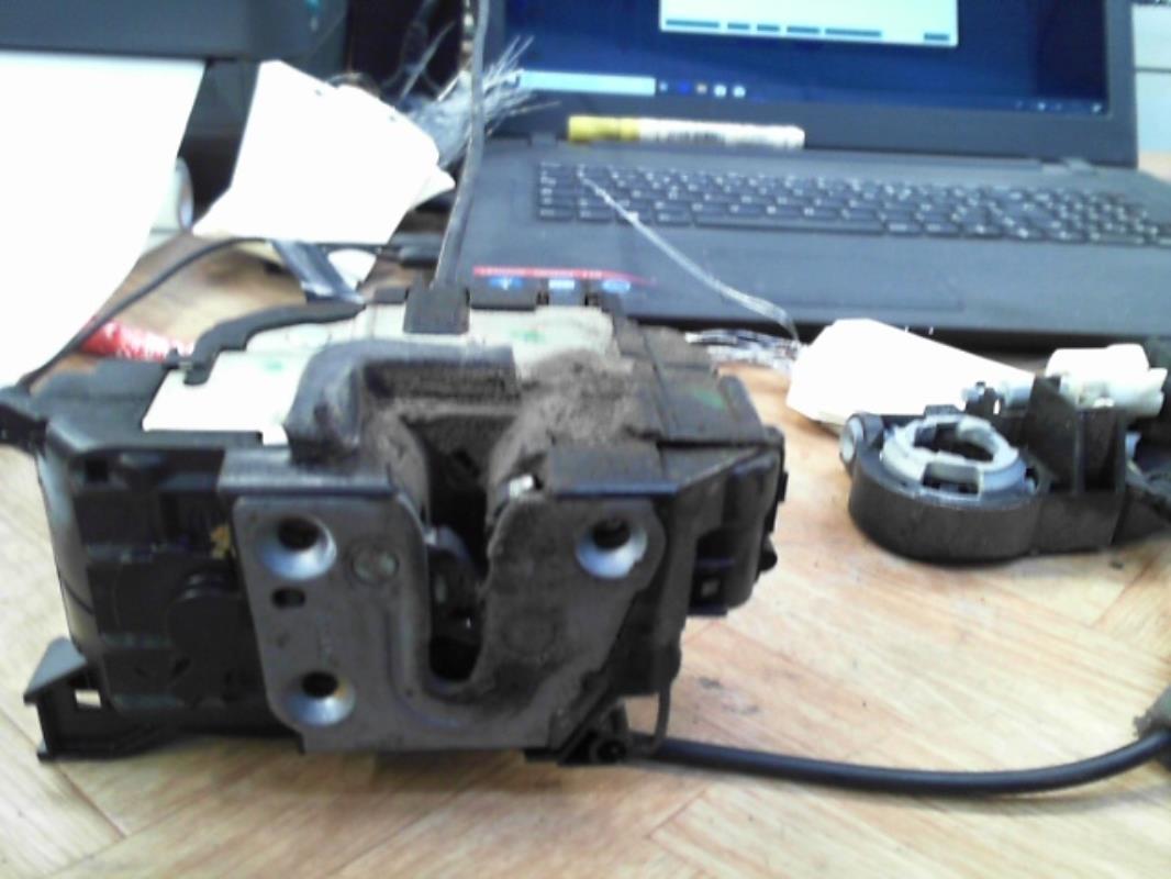 Chiusura centralizzata anteriore destra RENAULT CLIO 3 PHASE 2 Diésel - 1