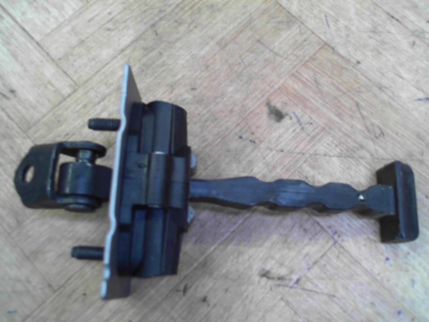Arresto portiera anteriore destra PEUGEOT 308 2 PHASE 1 Gasolina - 1