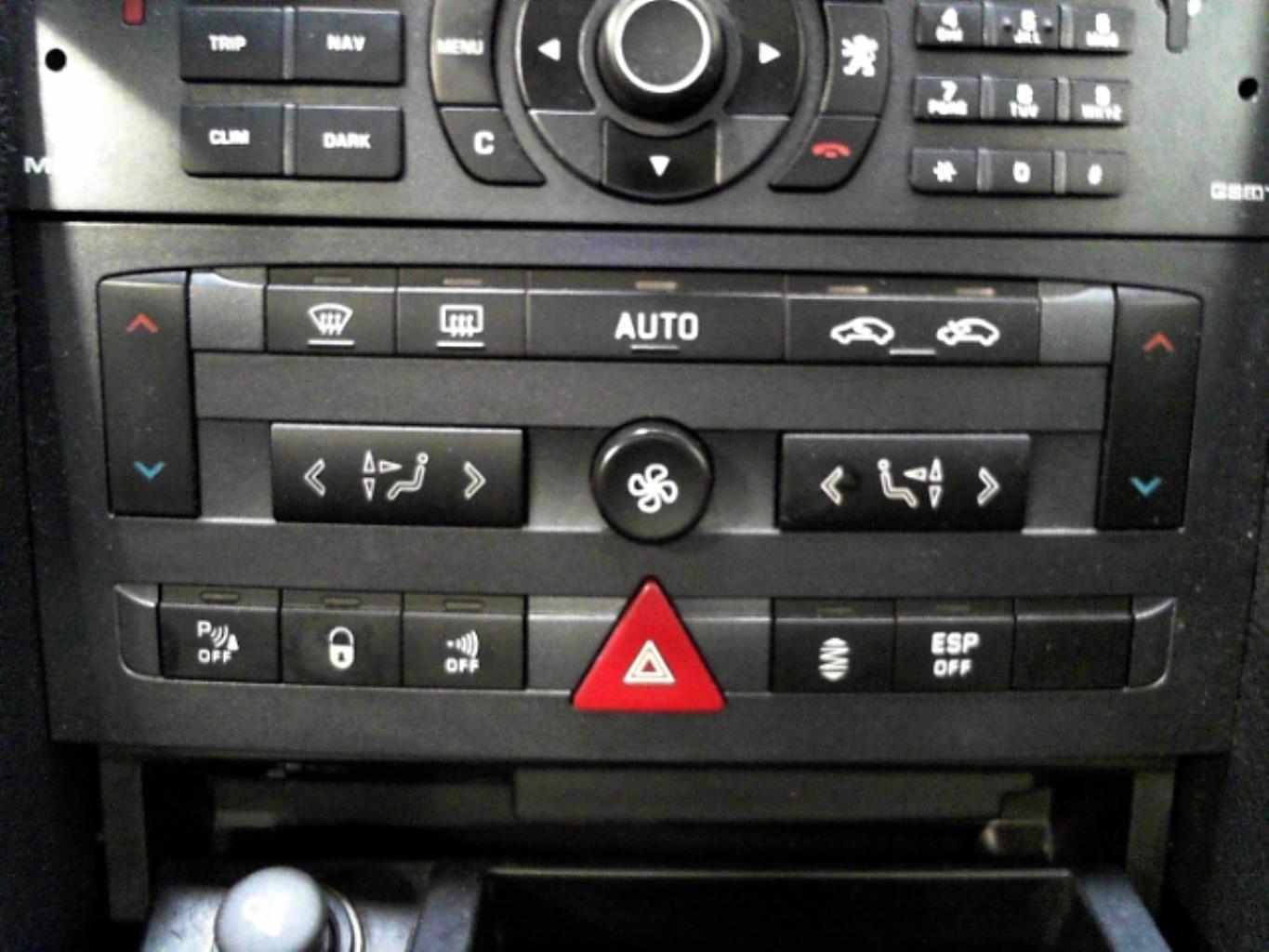 Commande chauffage PEUGEOT 407 COUPE Diesel - 1